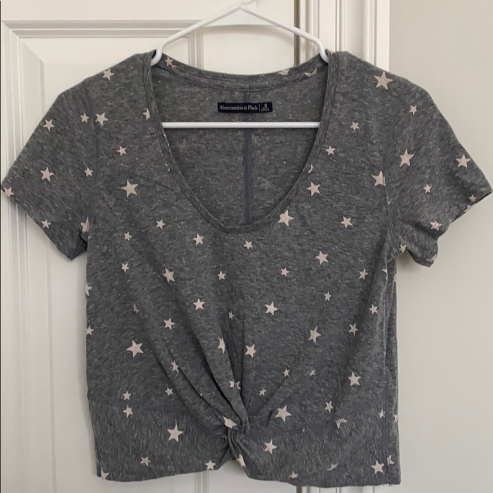 Abercrombie gray top with baby pink stars